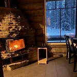 Aurora Forest Yllaes * Äkäslompolo